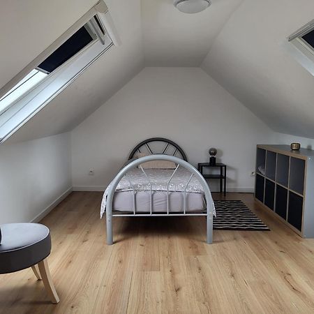 Brussels Bed & Blockchain Private Rooms With Shared Bathroom Etterbeek 外观 照片