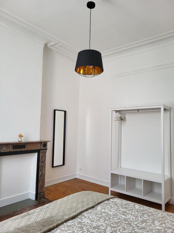 Brussels Bed & Blockchain Private Rooms With Shared Bathroom Etterbeek 外观 照片