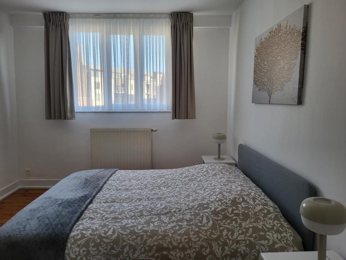 Brussels Bed & Blockchain Private Rooms With Shared Bathroom Etterbeek 外观 照片