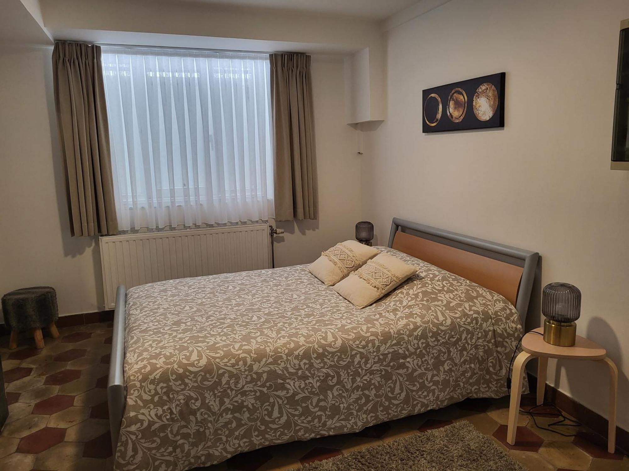 Brussels Bed & Blockchain Private Rooms With Shared Bathroom Etterbeek 客房 照片